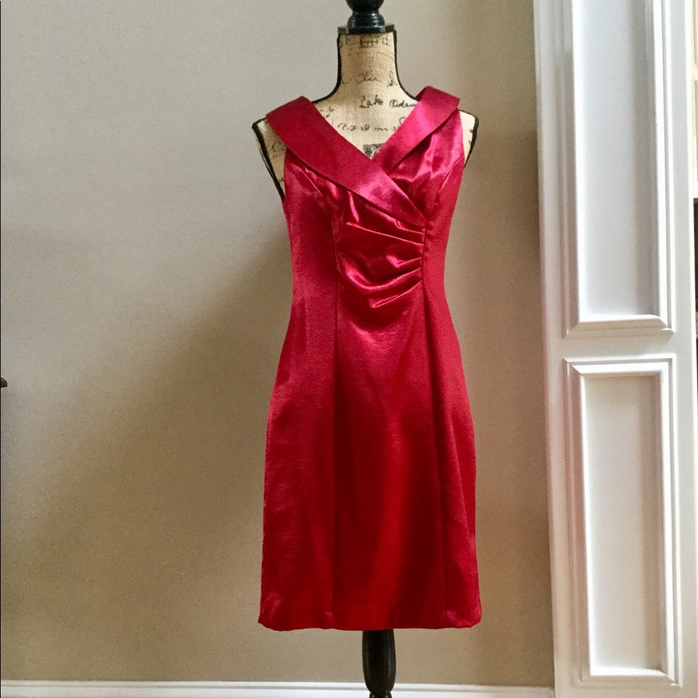 Beautiful Connected red dress